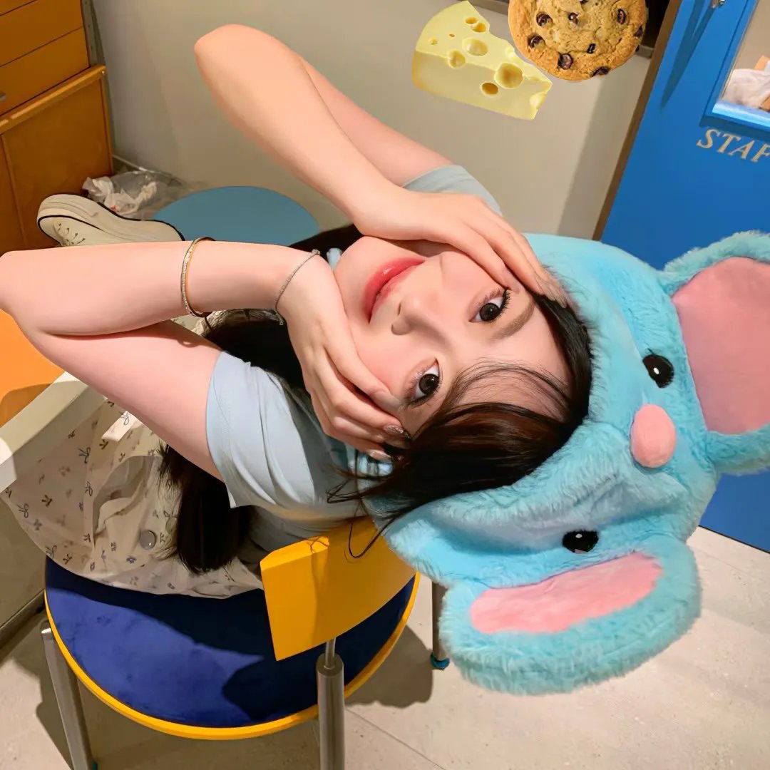 地铁女孩